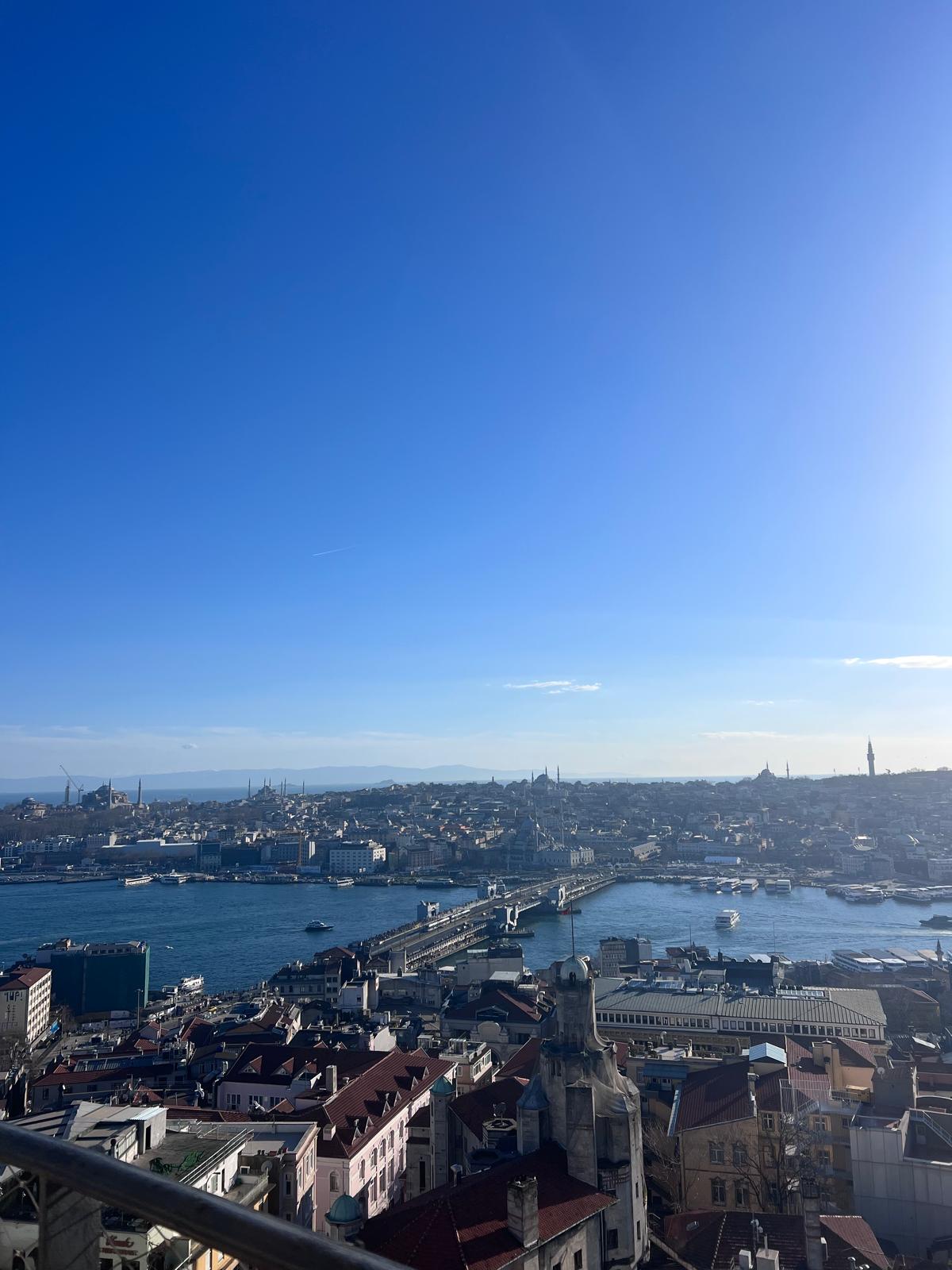 Günlük Tur V2 – Dolmabahçe Sarayı ve Boğaz Gezisi